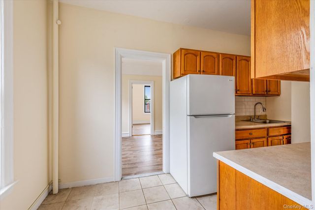 71-06 Grand Avenue 3F, Maspeth, NY 11378