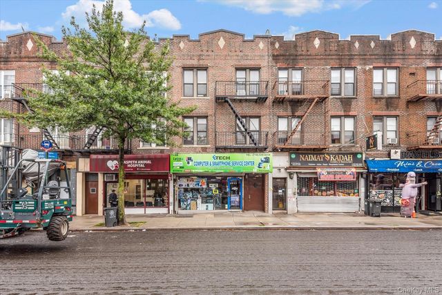 71-06 Grand Avenue 3F, Maspeth, NY 11378
