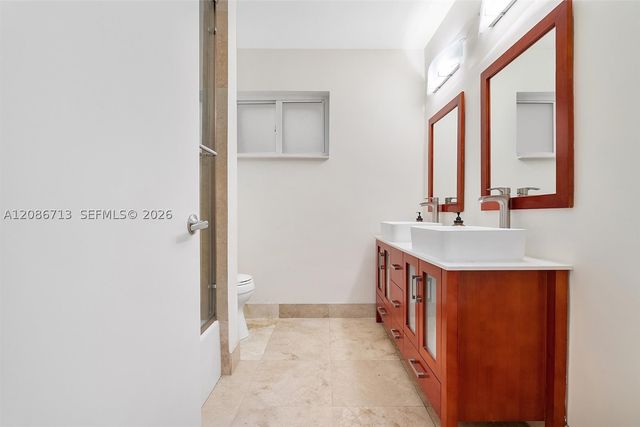 7111 Bamboo St, Miami Lakes, FL 33014