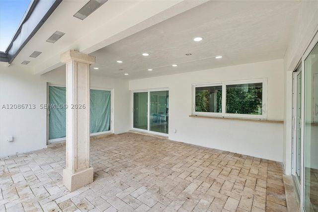 7111 Bamboo St, Miami Lakes, FL 33014