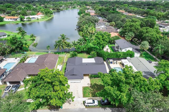 7111 Bamboo St, Miami Lakes, FL 33014