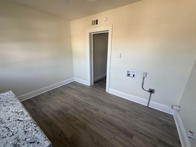 1010 13th Street, Huntington, WV 25701