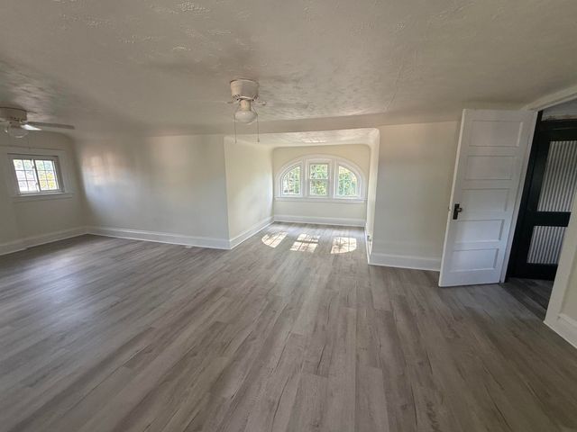 1010 13th Street, Huntington, WV 25701