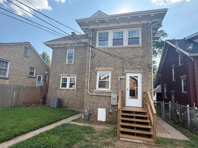 1010 13th Street, Huntington, WV 25701
