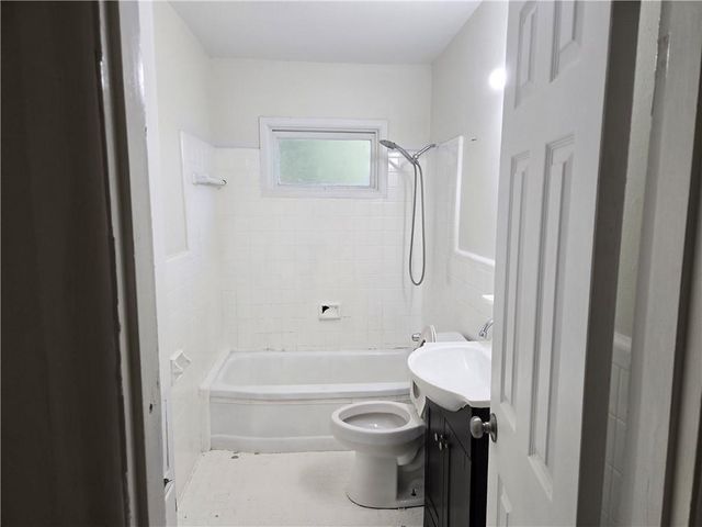 5675 Renn Street, Mobile, AL 36618