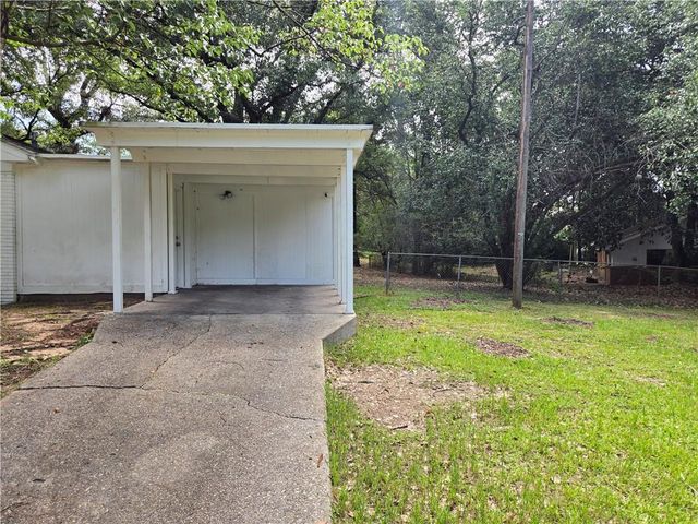 5675 Renn Street, Mobile, AL 36618