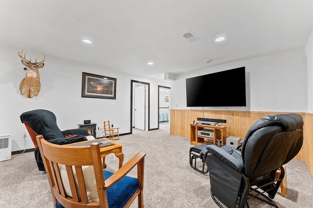 5056 SNAPDRAGON CIRCLE, Little Suamico, WI 54141