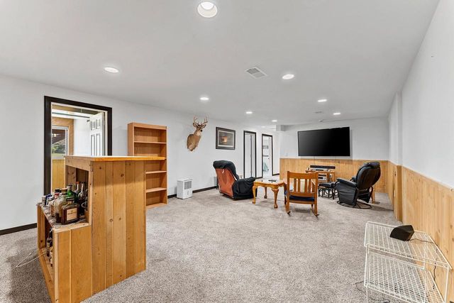 5056 SNAPDRAGON CIRCLE, Little Suamico, WI 54141