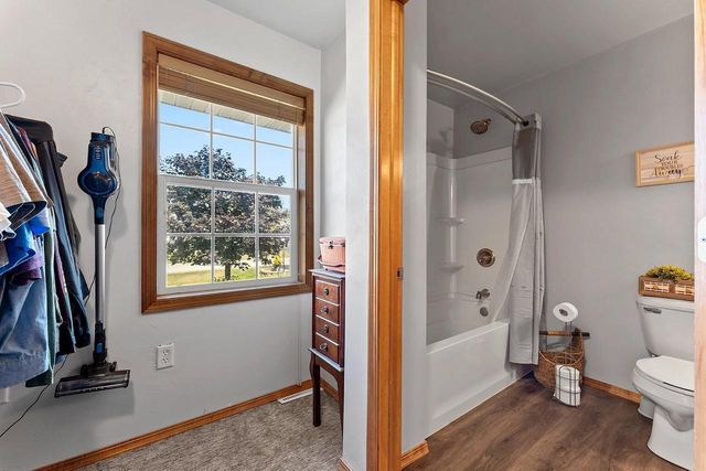 5056 SNAPDRAGON CIRCLE, Little Suamico, WI 54141