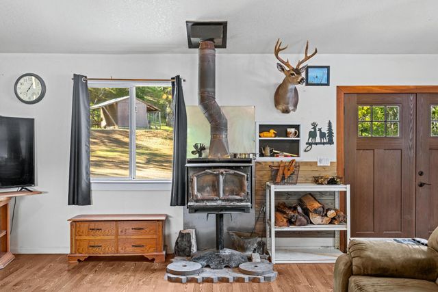 7777 Del Valle Rd, Livermore, CA 94550