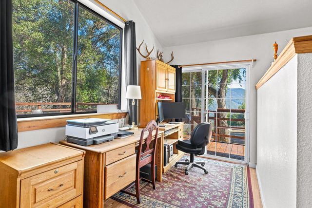 7777 Del Valle Rd, Livermore, CA 94550