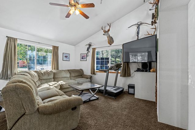 7777 Del Valle Rd, Livermore, CA 94550