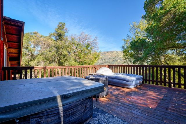 7777 Del Valle Rd, Livermore, CA 94550