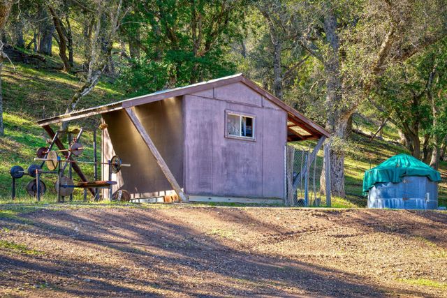 7777 Del Valle Rd, Livermore, CA 94550