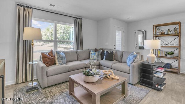 608 Wilder Bloom Path, Aberdeen, NC 28315