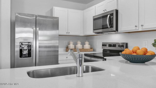 608 Wilder Bloom Path, Aberdeen, NC 28315