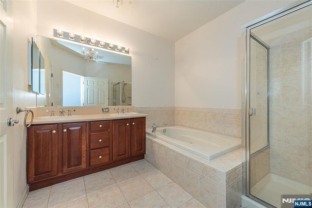 46 Devonshire Drive, Clifton, NJ 07013