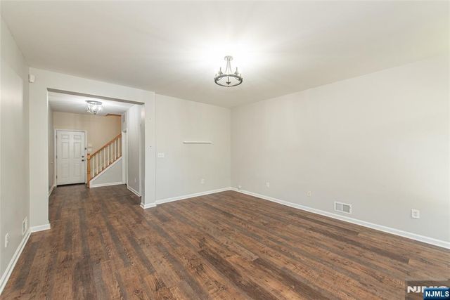 46 Devonshire Drive, Clifton, NJ 07013