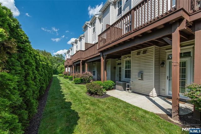46 Devonshire Drive, Clifton, NJ 07013