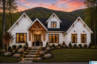 712 HICKORY HOLLOW, Chelsea, AL 35043