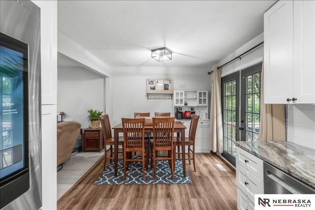 5615 Hallcliffe Court, Lincoln, NE 68516