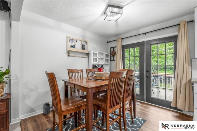 5615 Hallcliffe Court, Lincoln, NE 68516