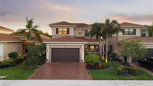 4481 Aurora ST, Naples, FL 34119