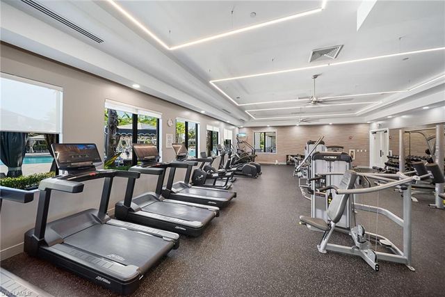 4481 Aurora ST, Naples, FL 34119