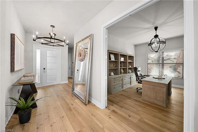 4481 Aurora ST, Naples, FL 34119