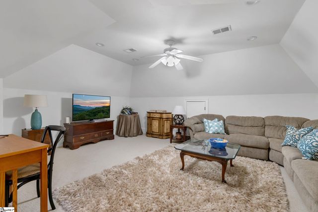 204 Kilgore Circle, Simpsonville, SC 29681