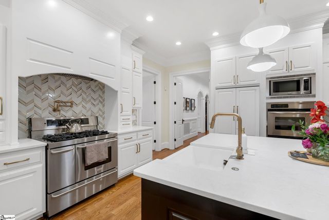 204 Kilgore Circle, Simpsonville, SC 29681