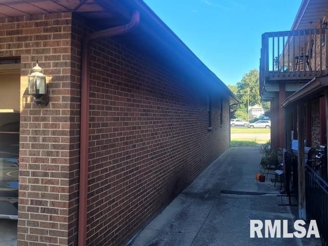 526 South Grand Avenue West, Springfield, IL 62704