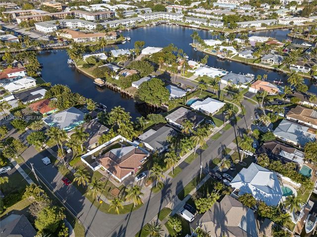 371 SE 3rd St, Pompano Beach, FL 33060