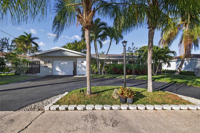 371 SE 3rd St, Pompano Beach, FL 33060