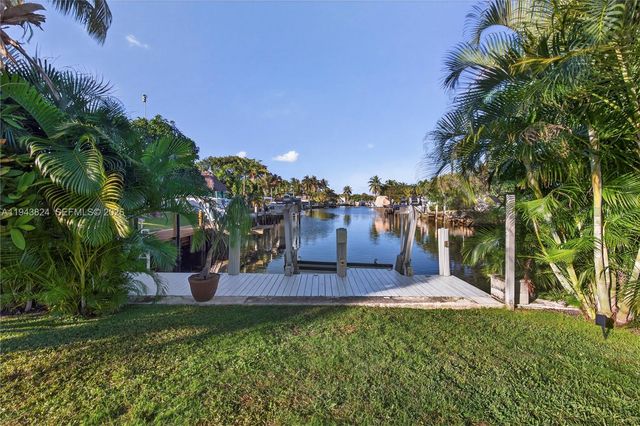 371 SE 3rd St, Pompano Beach, FL 33060