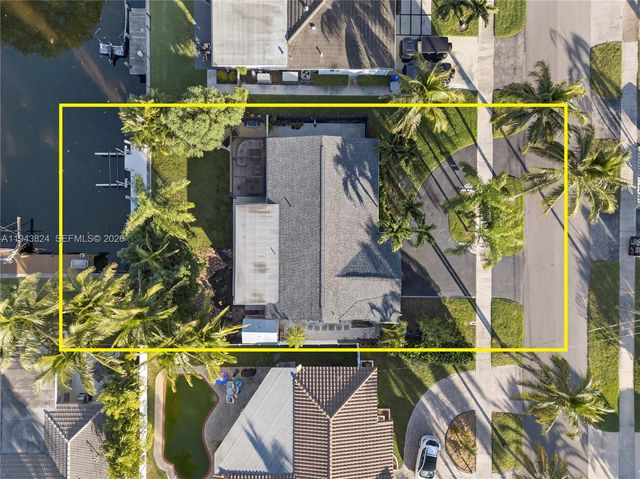 371 SE 3rd St, Pompano Beach, FL 33060