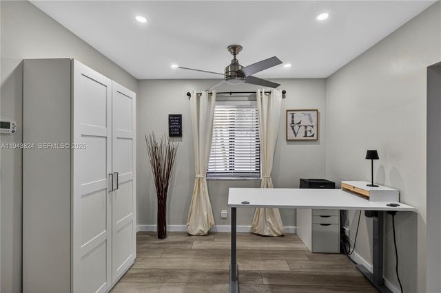 371 SE 3rd St, Pompano Beach, FL 33060