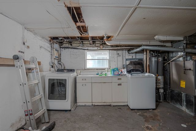 1435 Grove Avenue, Berwyn, IL 60402