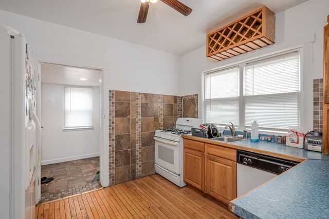 1435 Grove Avenue, Berwyn, IL 60402