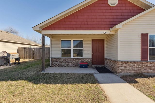 100 N L Avenue, El Reno, OK 73036
