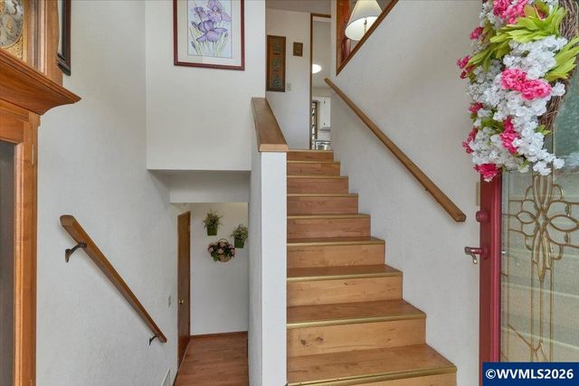 1203 Talana Ct NW, Salem, OR 97304