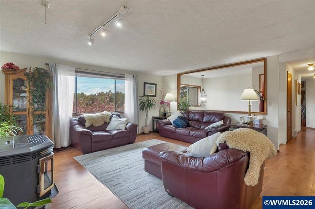 1203 Talana Ct NW, Salem, OR 97304