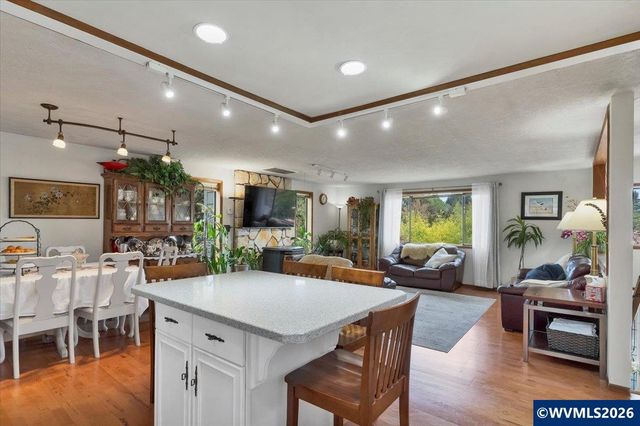 1203 Talana Ct NW, Salem, OR 97304