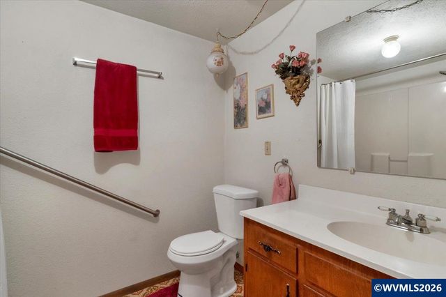 1203 Talana Ct NW, Salem, OR 97304