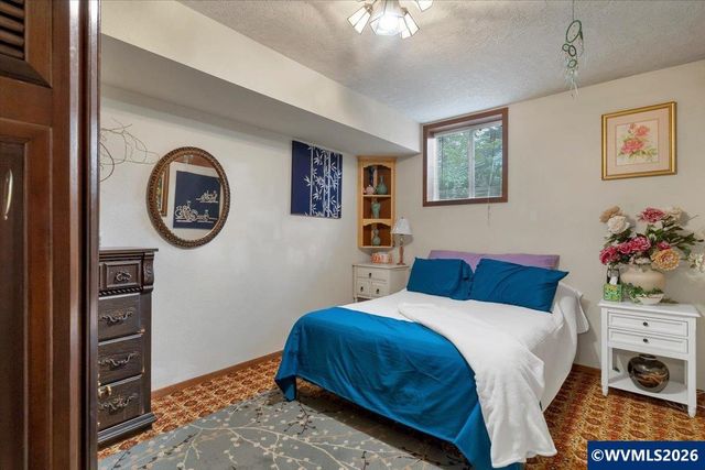 1203 Talana Ct NW, Salem, OR 97304