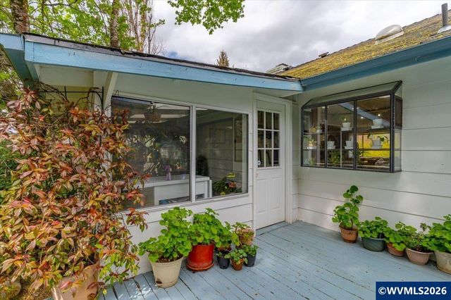 1203 Talana Ct NW, Salem, OR 97304