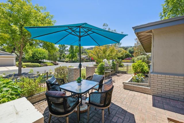 193 Bacigalupi Drive, Los Gatos, CA 95032