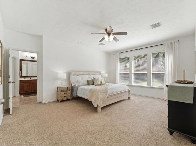1726 Summergate Drive, Conroe, TX 77304