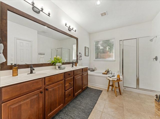 1726 Summergate Drive, Conroe, TX 77304