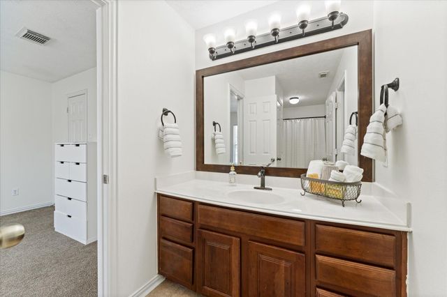 1726 Summergate Drive, Conroe, TX 77304